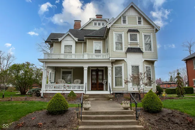 $469,900 | 313 East Wabash Avenue, Crawfordsville, IN 47933