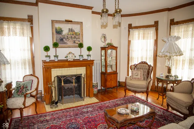 $469,900 | 313 East Wabash Avenue, Crawfordsville, IN 47933