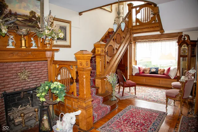 $469,900 | 313 East Wabash Avenue, Crawfordsville, IN 47933