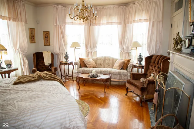 $469,900 | 313 East Wabash Avenue, Crawfordsville, IN 47933