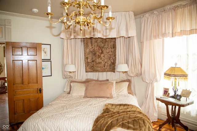 $469,900 | 313 East Wabash Avenue, Crawfordsville, IN 47933