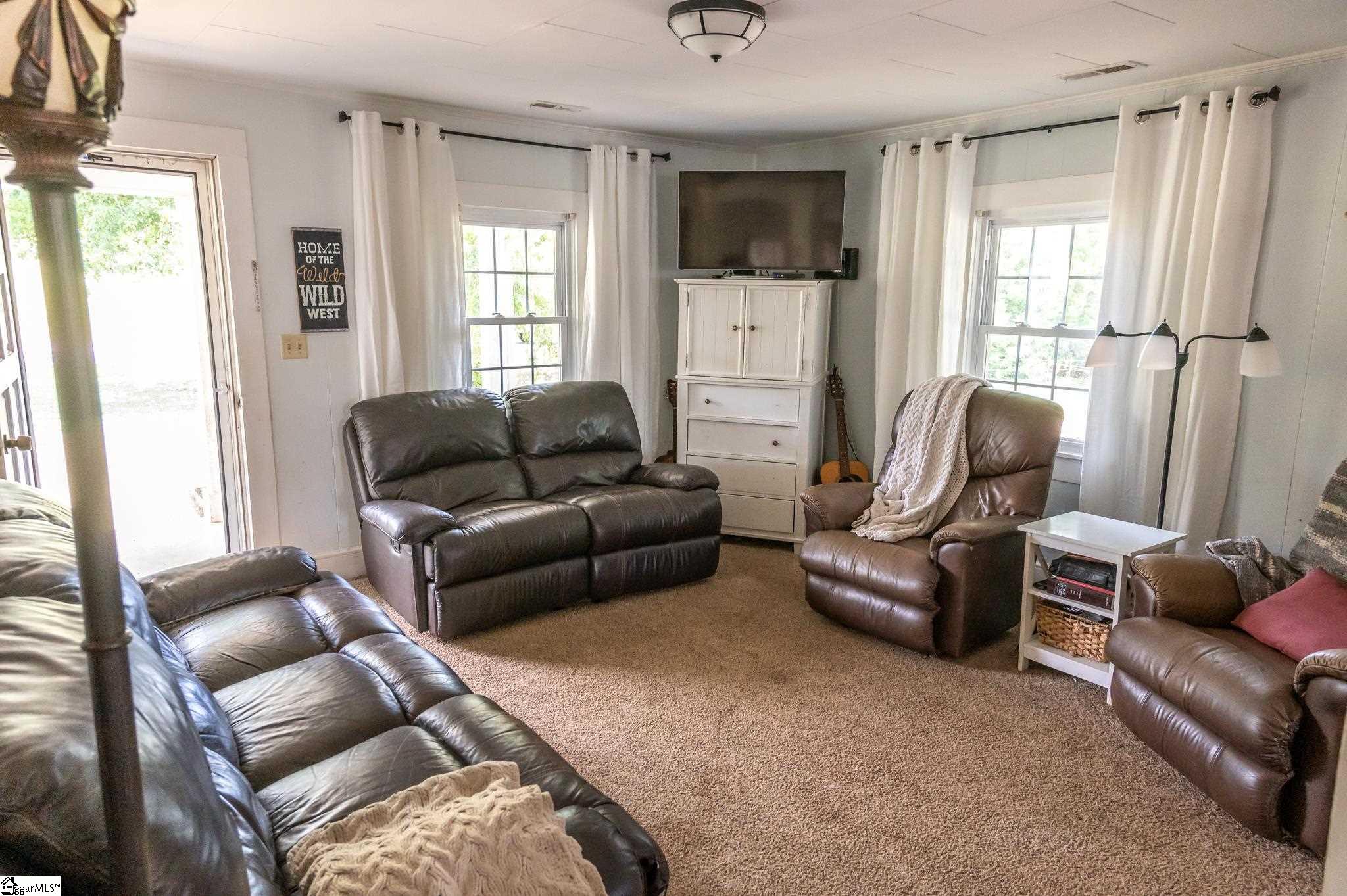 231 West Gap Creek Road Greer, SC 29651 - Photo 13 of 23
