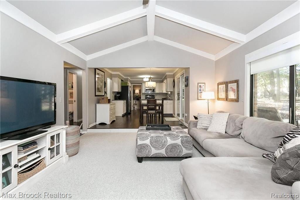 2922 Powderhorn Ridge Road Rochester Hills, MI 48309 - Photo 14 of 31