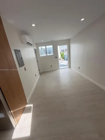 $2,000 | 2436 Southwest 7th Street, Unit 10, Miami, FL 33135