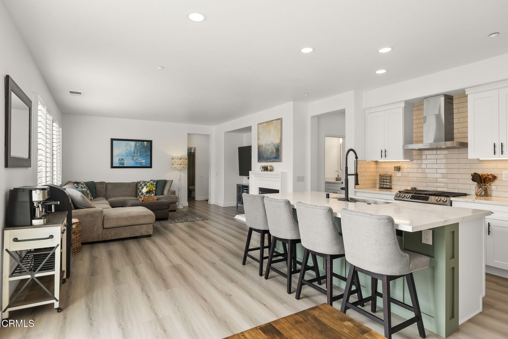 3012 Dunkirk Drive Oxnard, CA 93035 - Photo 15 of 36 25-web-or-mls-UpmarketMedia-3012Dun-78