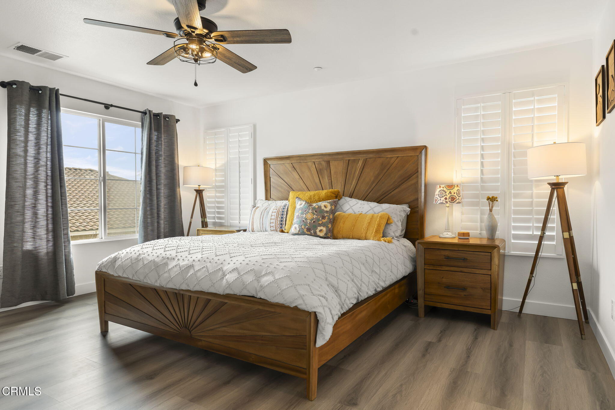 3012 Dunkirk Drive Oxnard, CA 93035 - Photo 22 of 36 37-web-or-mls-UpmarketMedia-3012Dun-150