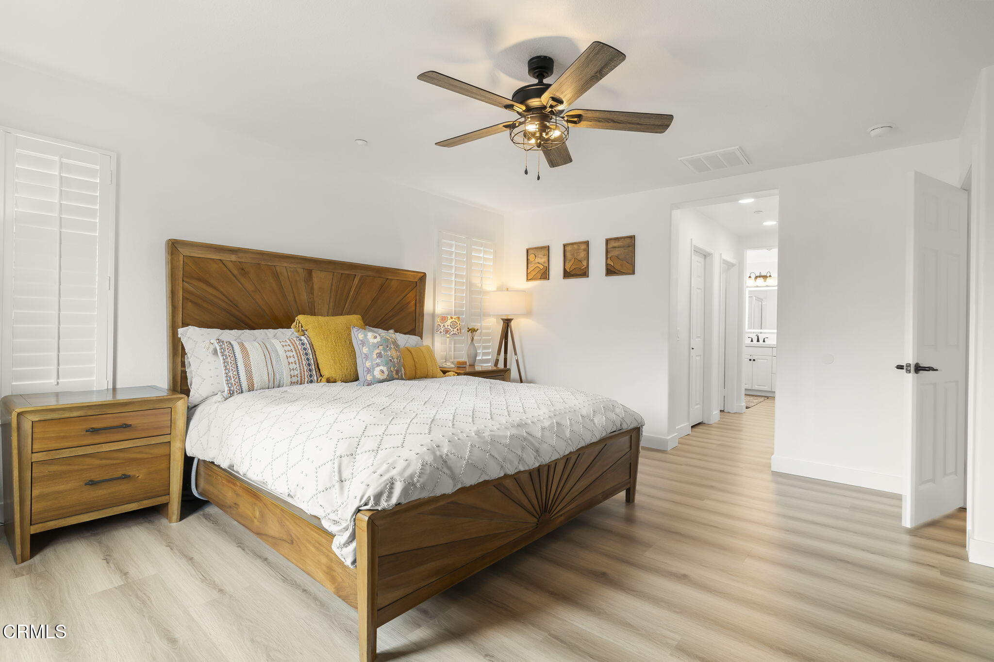 3012 Dunkirk Drive Oxnard, CA 93035 - Photo 23 of 36 39-web-or-mls-UpmarketMedia-3012Dun-156