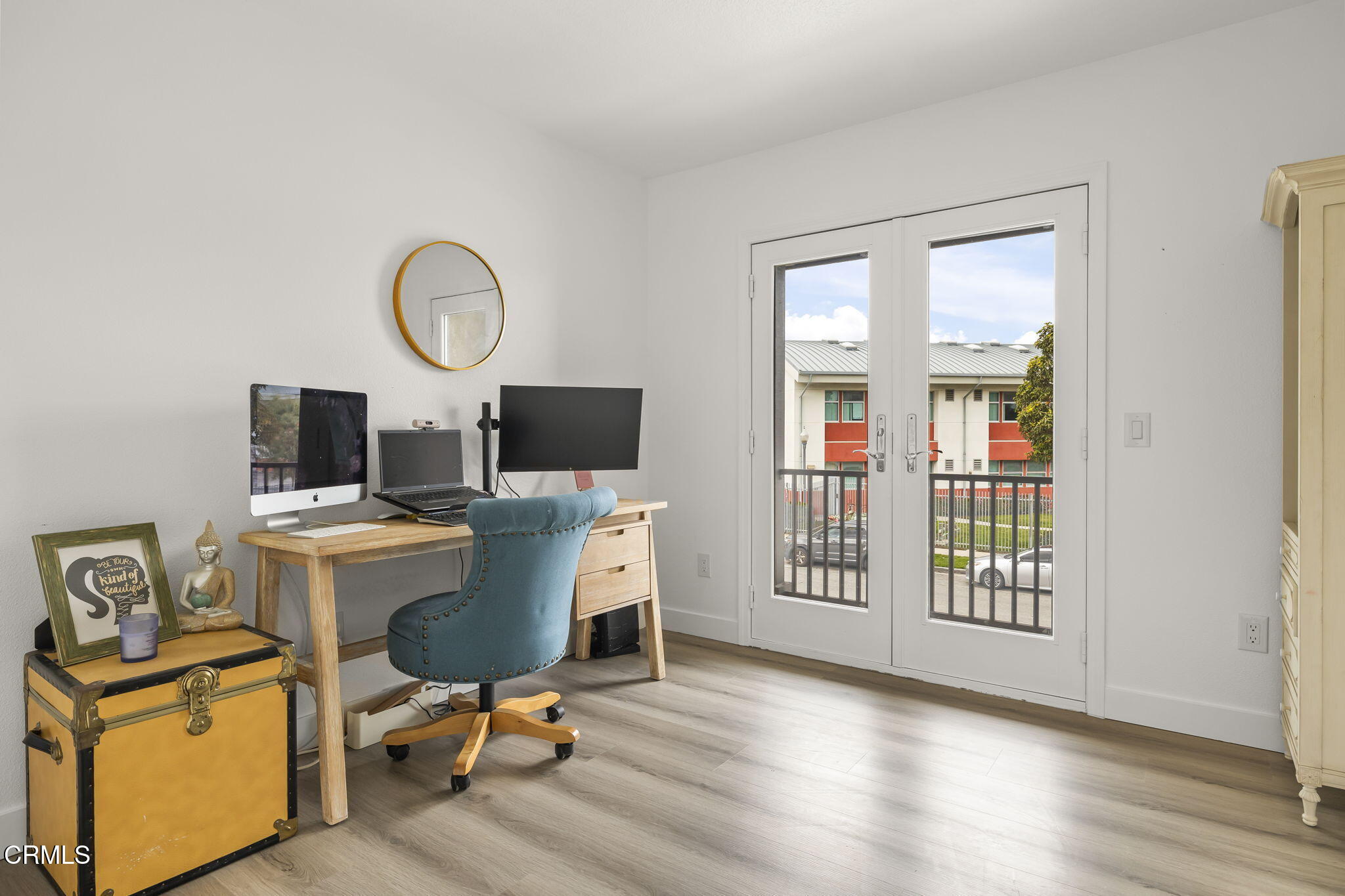 3012 Dunkirk Drive Oxnard, CA 93035 - Photo 27 of 36 45-web-or-mls-UpmarketMedia-3012Dun-132