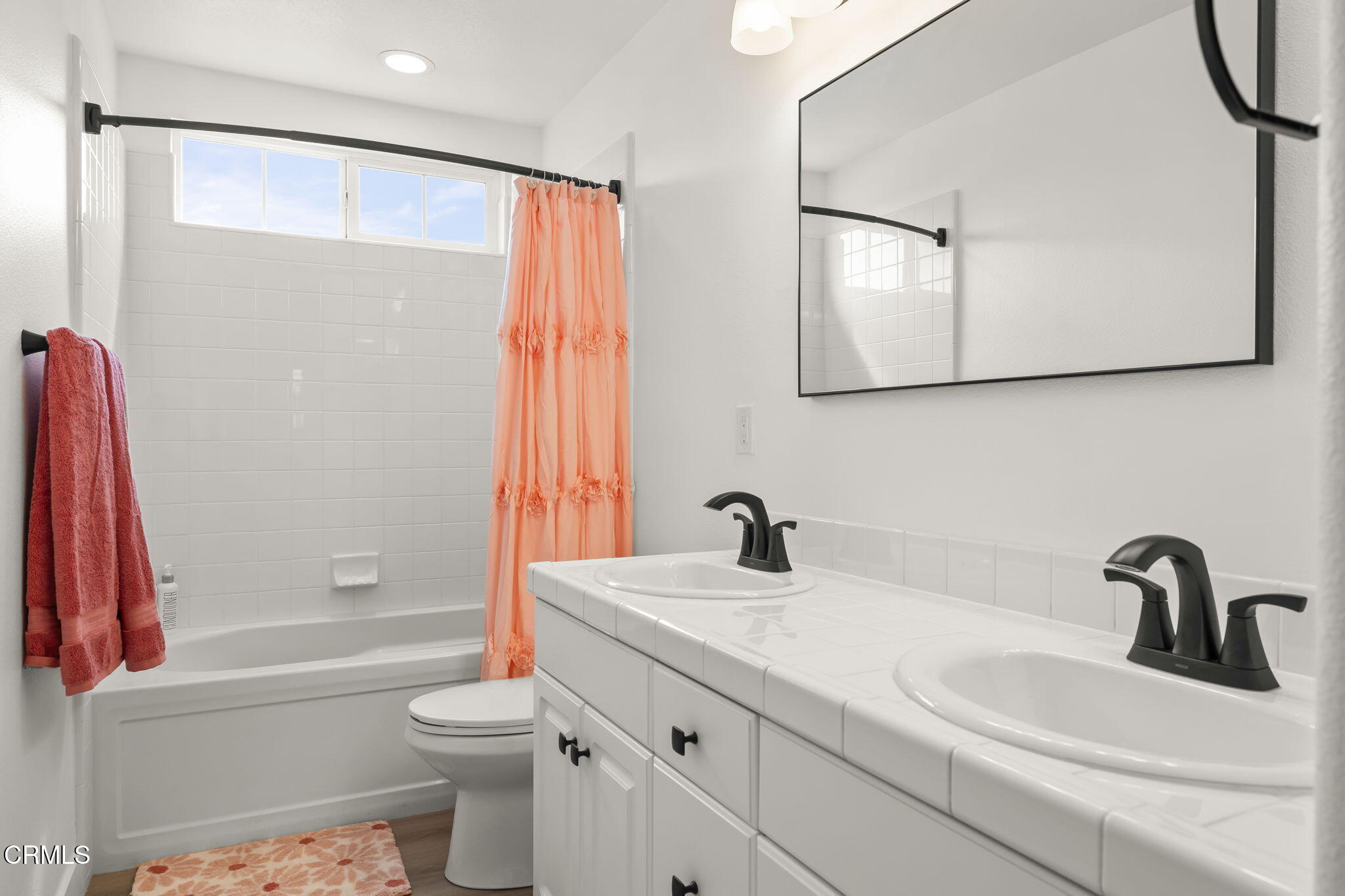 3012 Dunkirk Drive Oxnard, CA 93035 - Photo 31 of 36 52-web-or-mls-UpmarketMedia-3012Dun-117