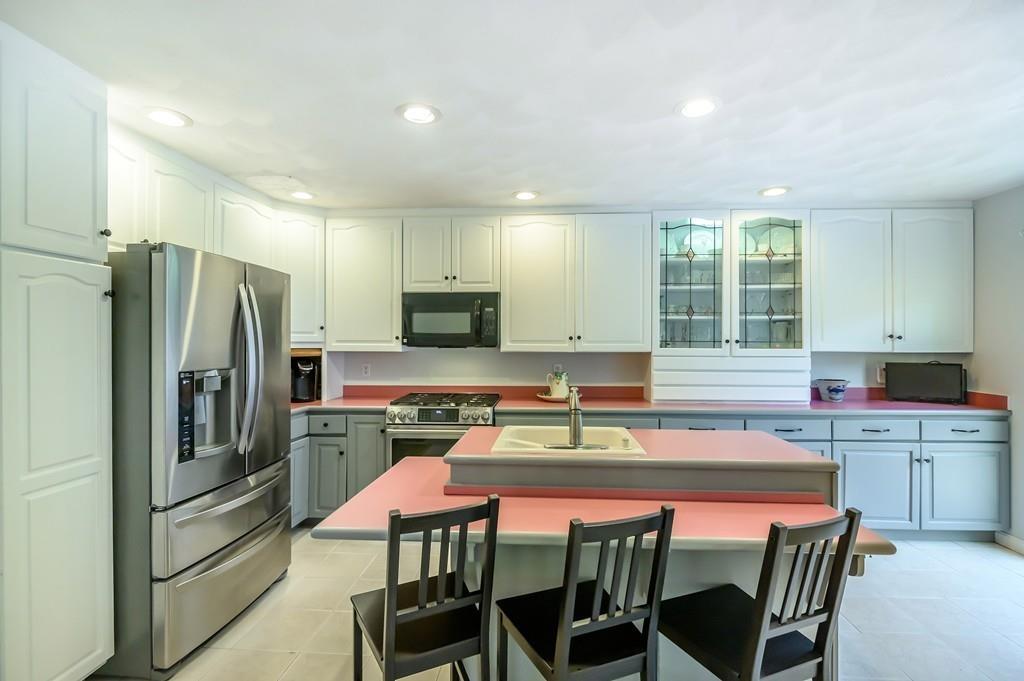 5 Dufton Road Andover, MA 01810 - Photo 2 of 22 Gallery Image 2