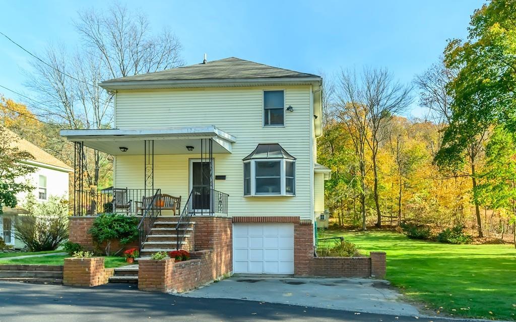 5 Dufton Road Andover, MA 01810 - Photo 3 of 22 Gallery Image 3