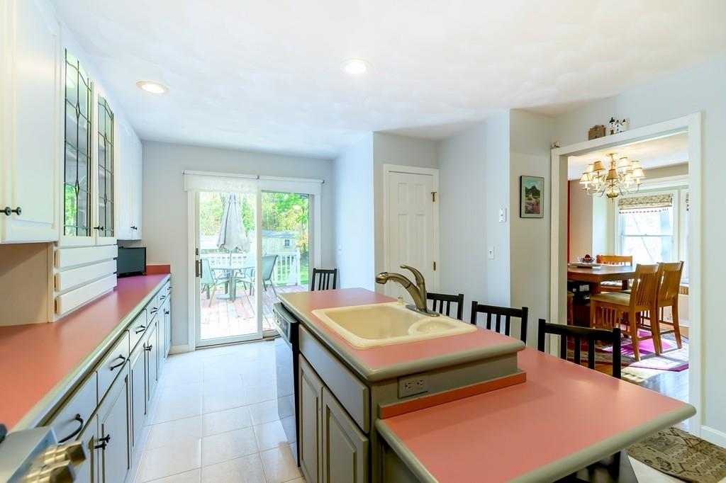 5 Dufton Road Andover, MA 01810 - Photo 5 of 22 Gallery Image 5