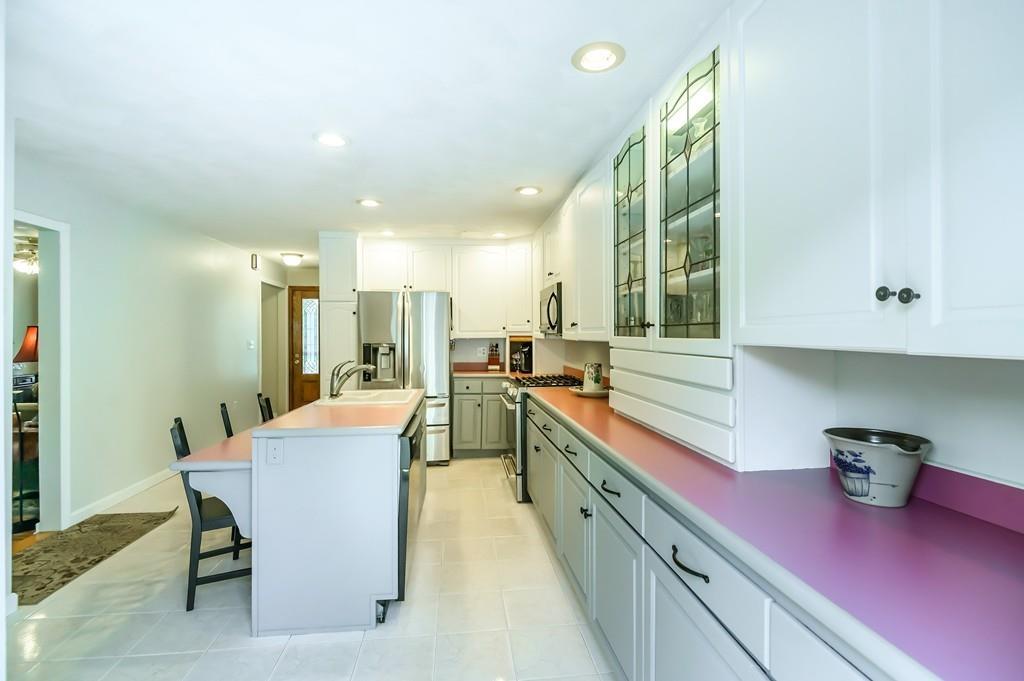 5 Dufton Road Andover, MA 01810 - Photo 6 of 22 Gallery Image 6