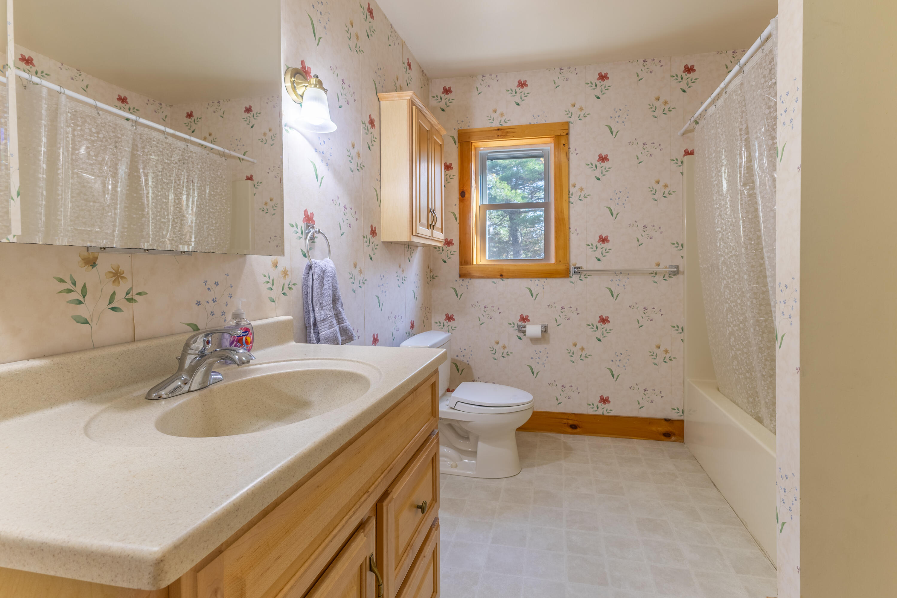 155 Long Point Way Orland, ME 04472 - Photo 27 of 65 Upstairs Full Bath