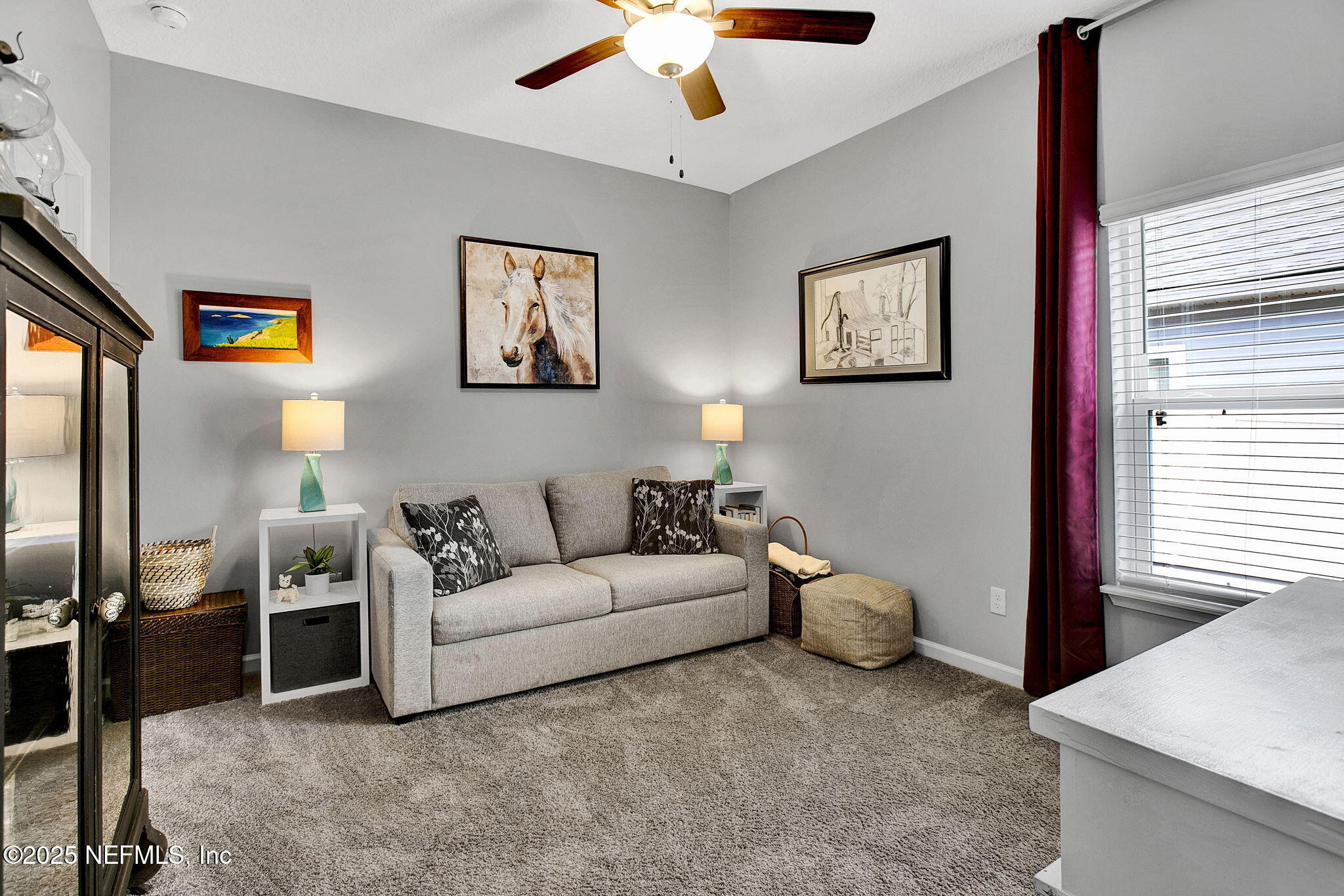 424 Willow Lake Drive St. Augustine, FL 32092 - Photo 25 of 52 a living room with furniture and a window