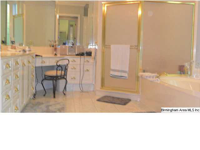 104 Center Street Columbiana, AL 35051 - Photo 14 of 30