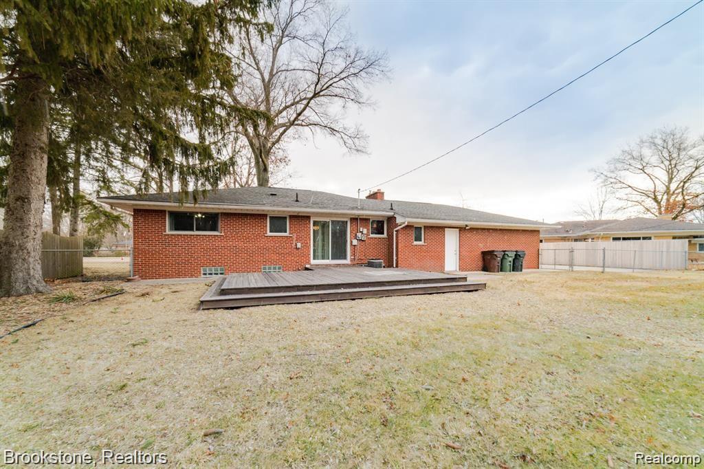 52001 Shelby Road Utica, MI 48316 - Photo 36 of 37