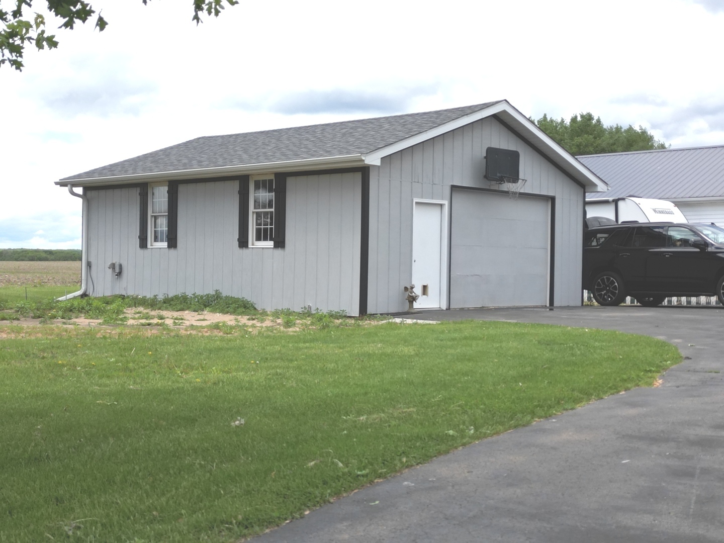 1988 South Chana Road Chana, IL 61015 - Photo 21 of 41 Gallery Image 21