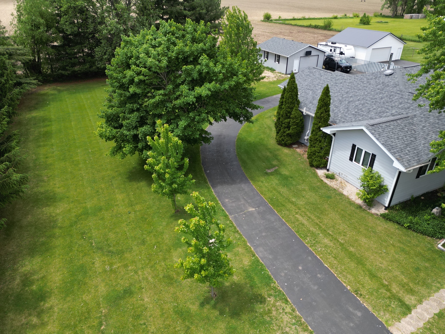 1988 South Chana Road Chana, IL 61015 - Photo 39 of 41 Gallery Image 39