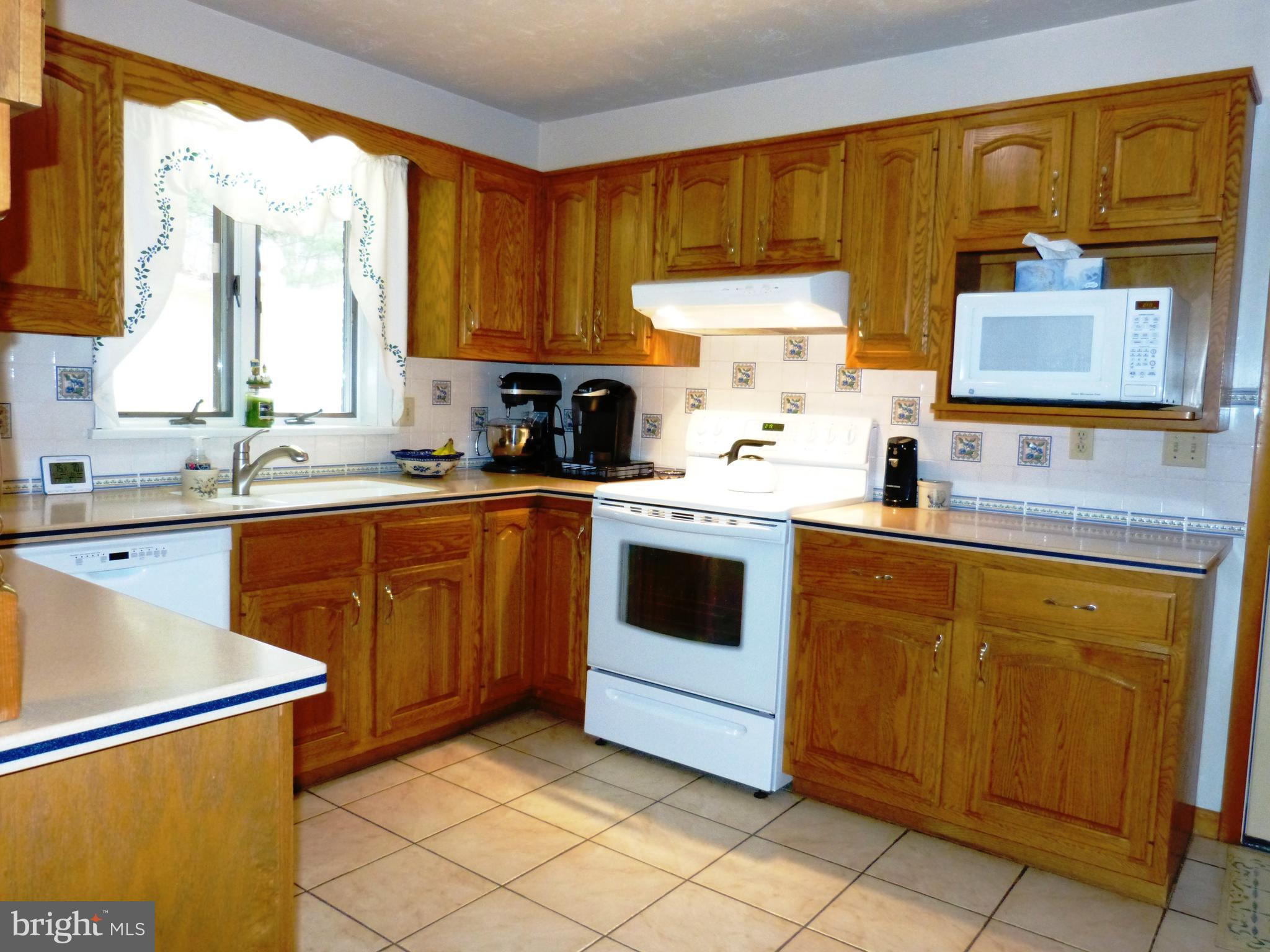 2951 Ridgeview Road Dallastown, PA 17313 - Photo 11 of 63