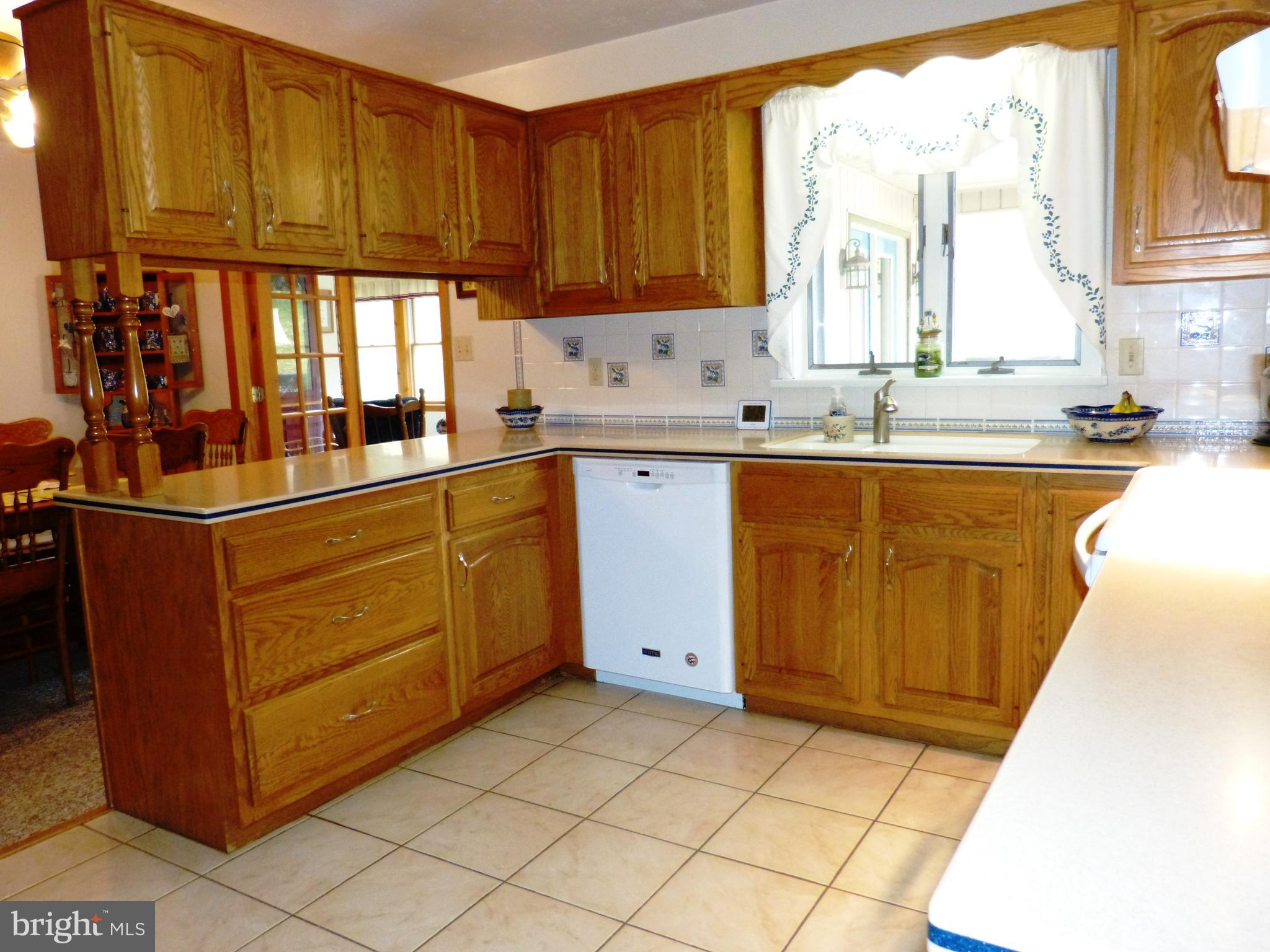 2951 Ridgeview Road Dallastown, PA 17313 - Photo 12 of 63