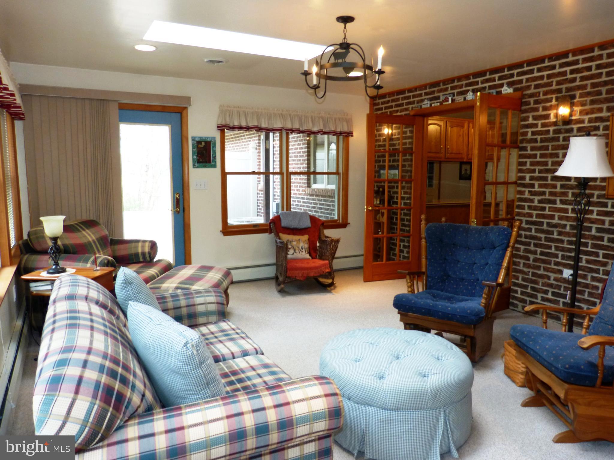 2951 Ridgeview Road Dallastown, PA 17313 - Photo 15 of 63