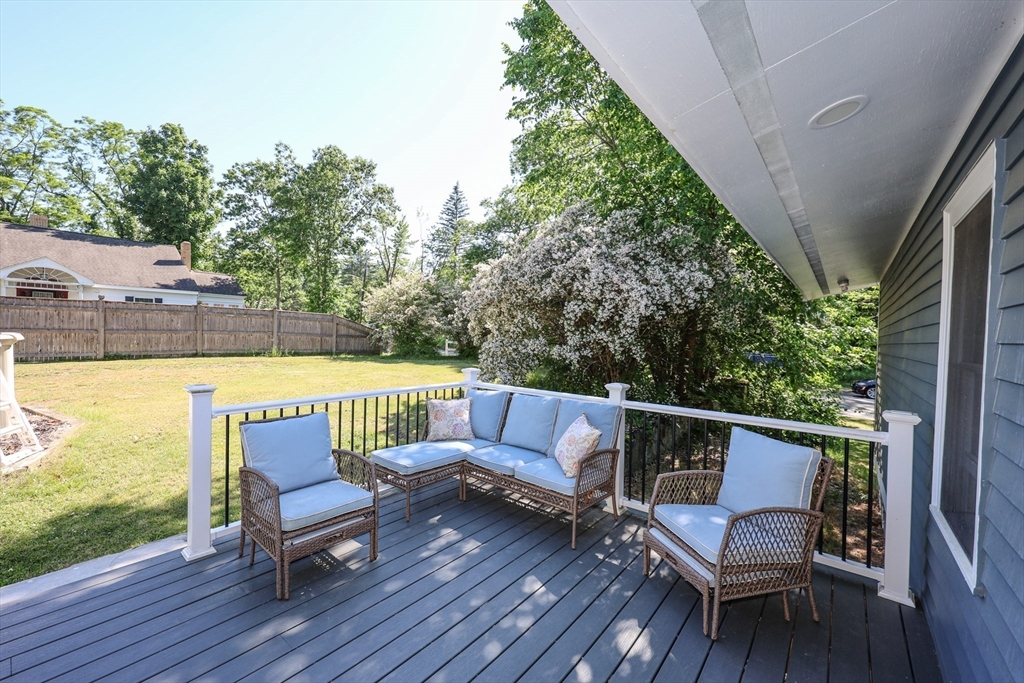 86 Meadowbrook Road Chelmsford, MA 01863 - Photo 23 of 41