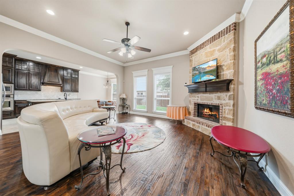 17031 Stone Briar Road Woodway, TX 76712 - Photo 8 of 36