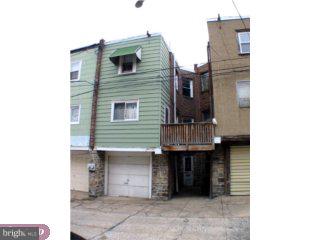 412 Millbank Road Upper Darby, PA 19082 - Photo 3 of 4