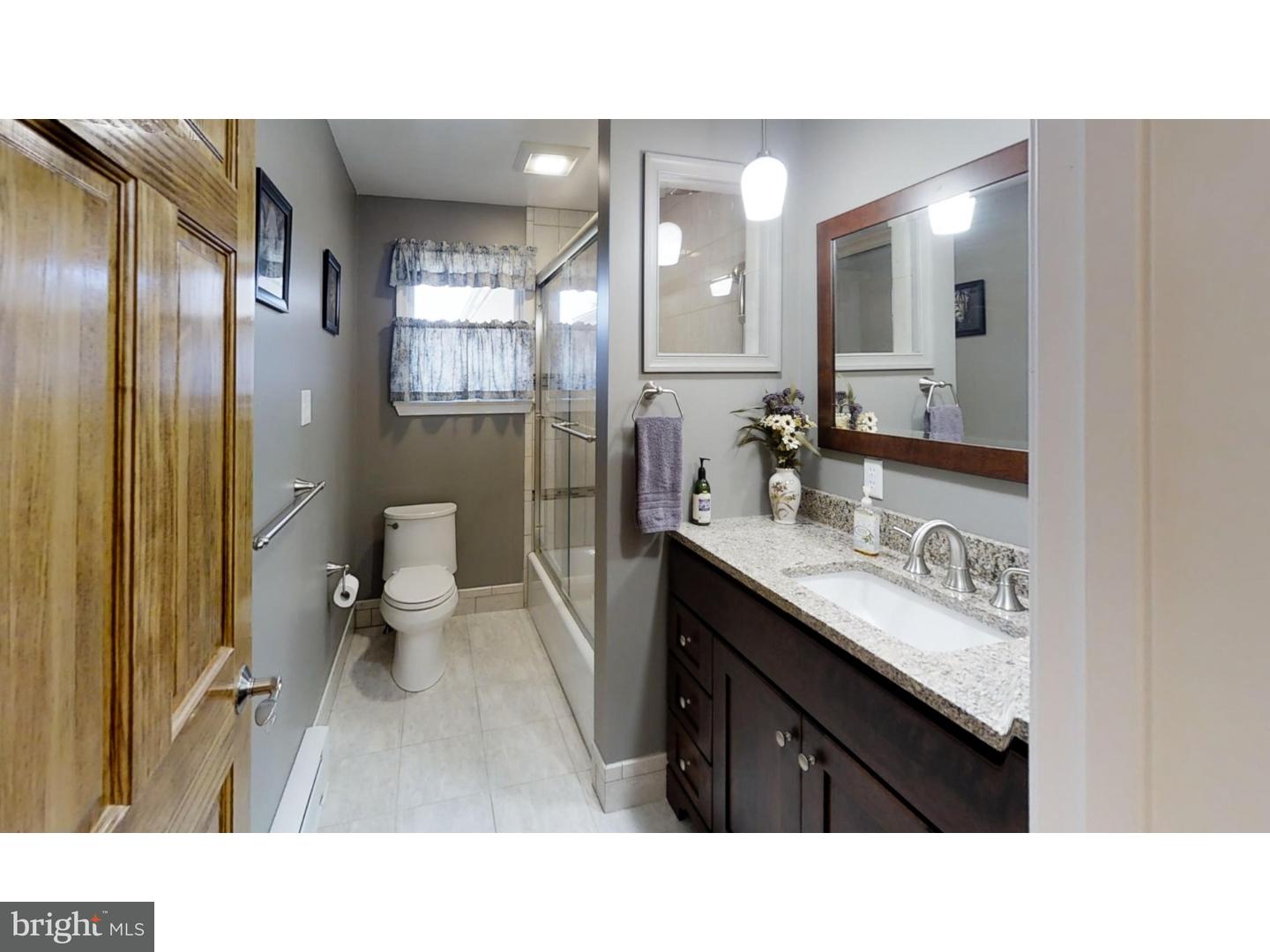 581 Godshall Road Telford, PA 18969 - Photo 13 of 25 Bathroom