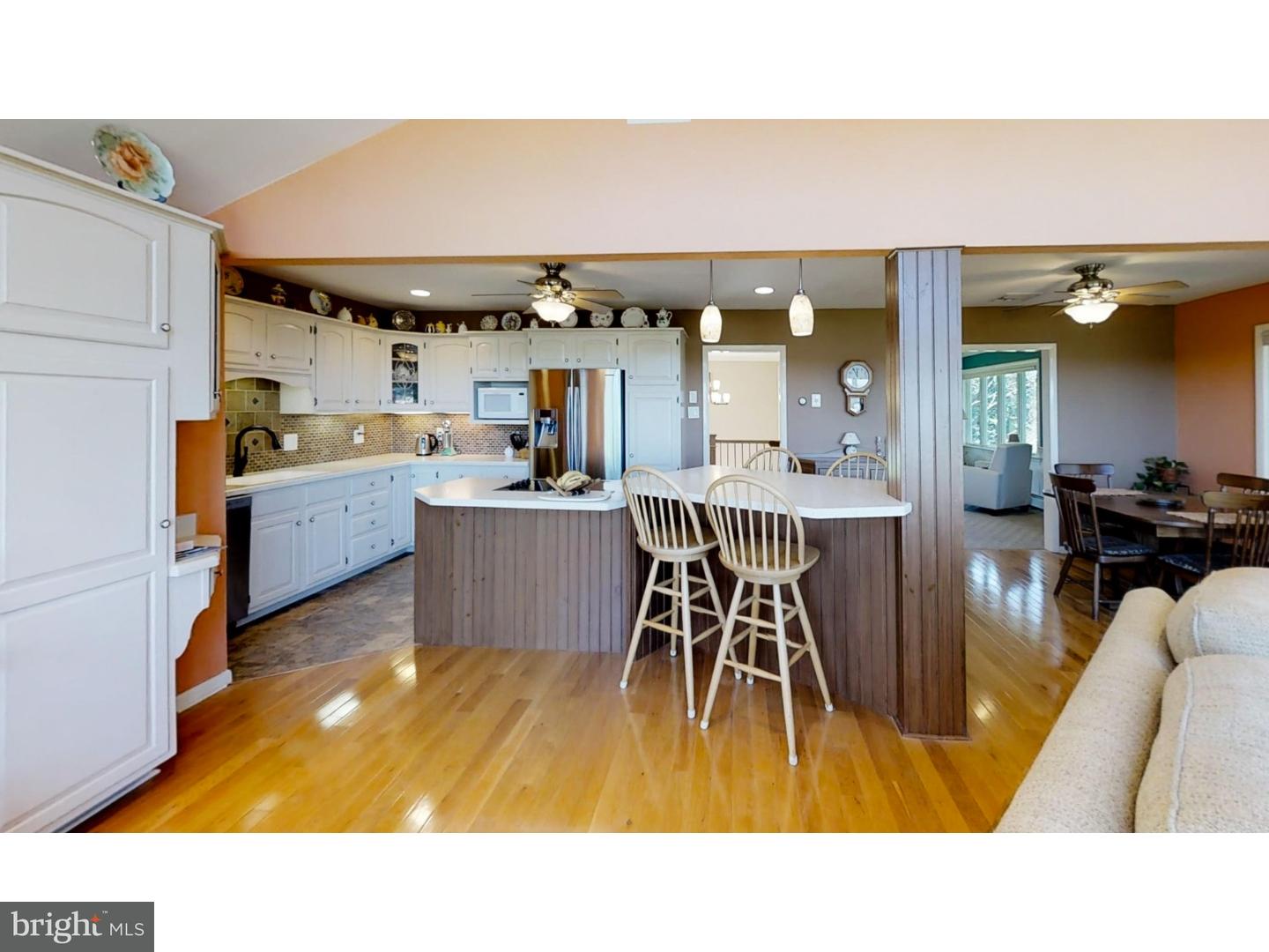 581 Godshall Road Telford, PA 18969 - Photo 3 of 25 Kitchen