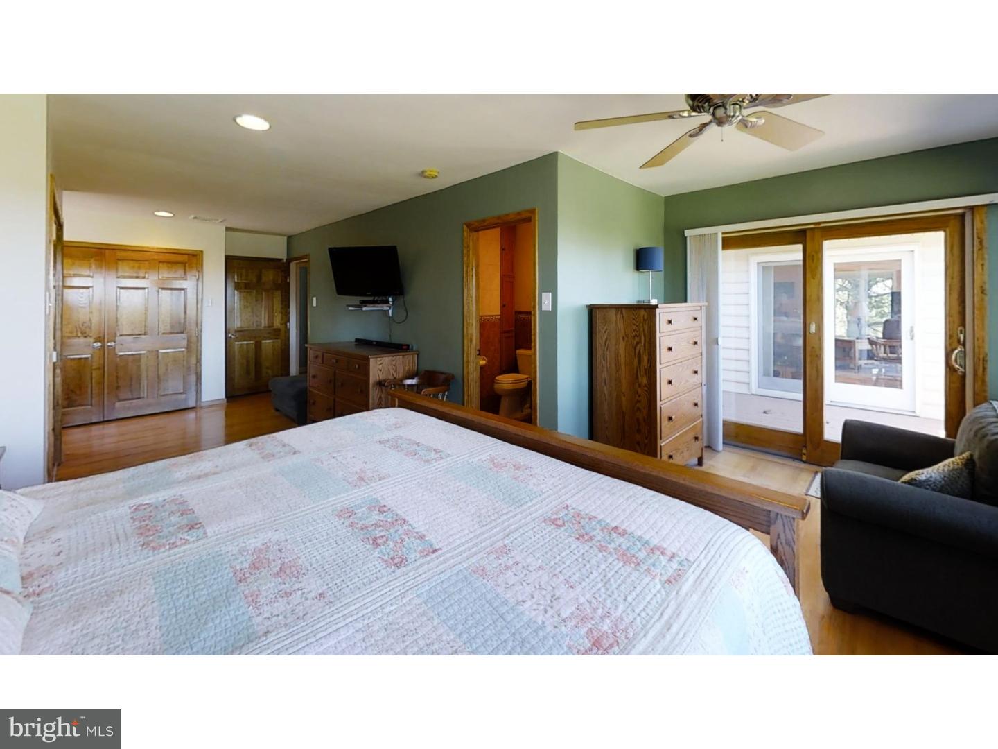 581 Godshall Road Telford, PA 18969 - Photo 8 of 25 Master Bedroom
