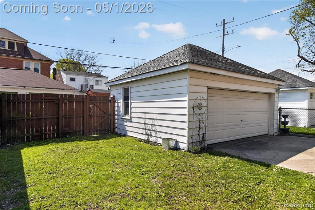 925 Nottingham Road Grosse Pointe, MI 48230 - Photo 39 of 46