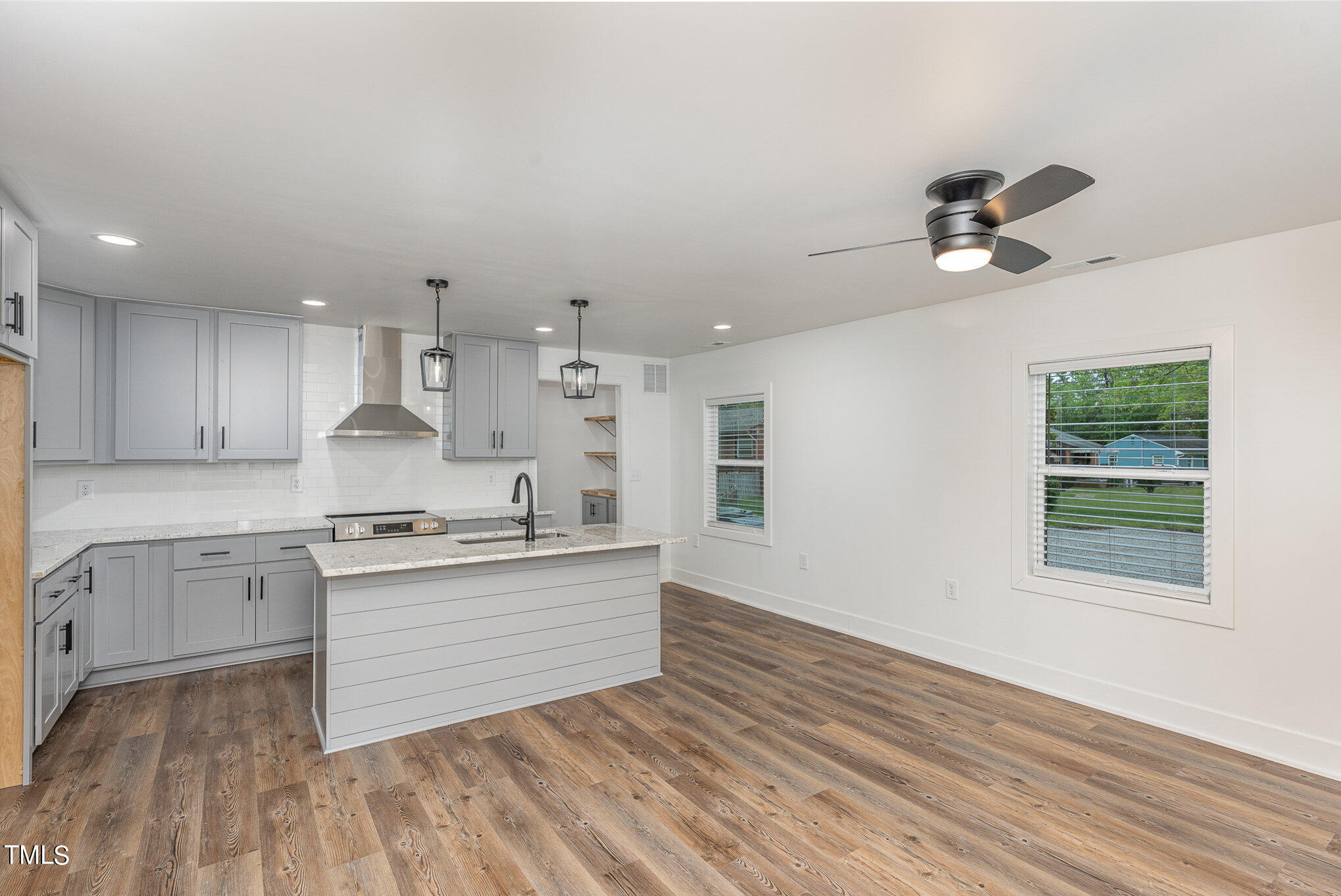 415 Lamont Street Raleigh, NC 27610 - Photo 4 of 13 006_24-edit