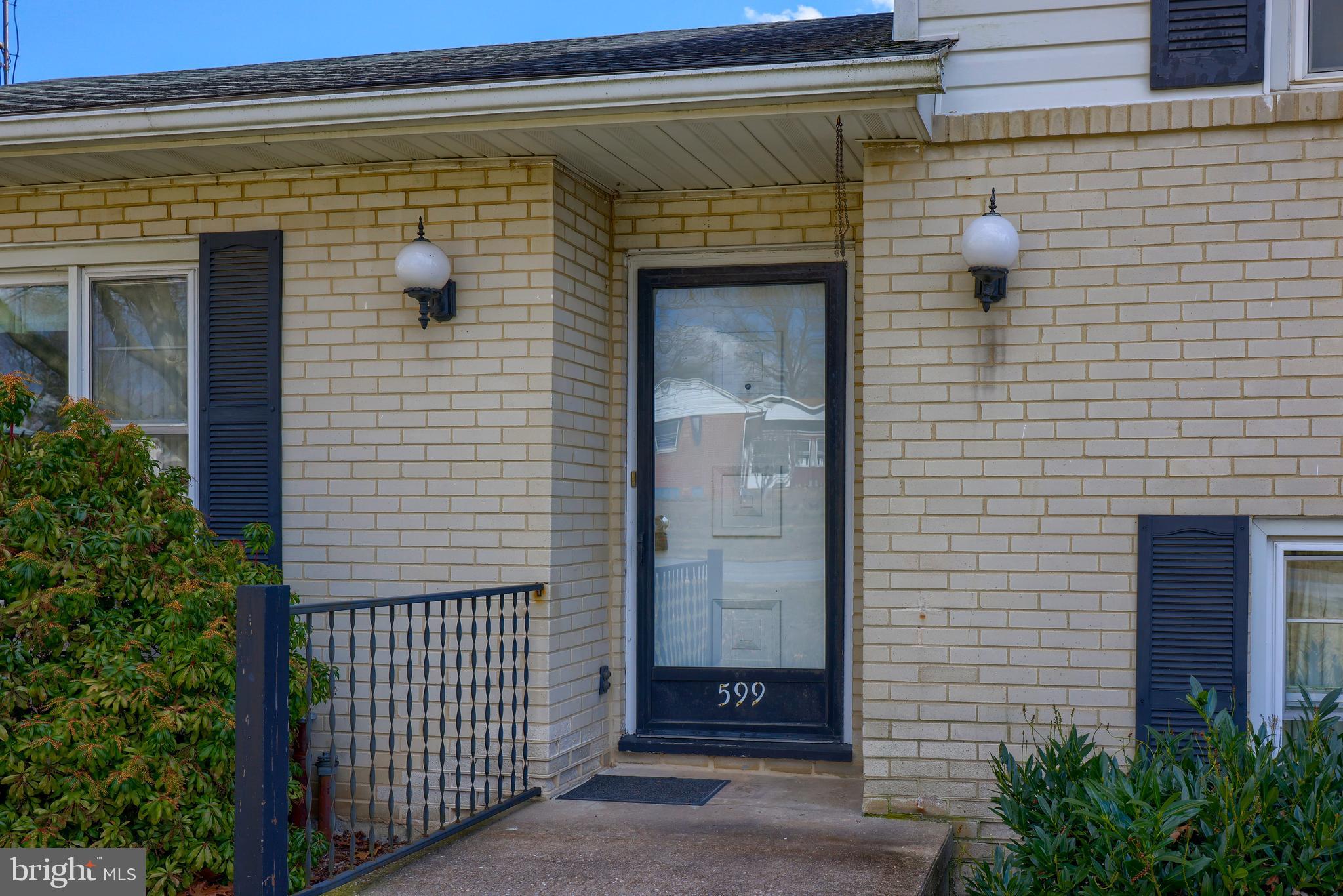 599 Sparton Road York, PA 17403 - Photo 3 of 36 Gallery Image 3