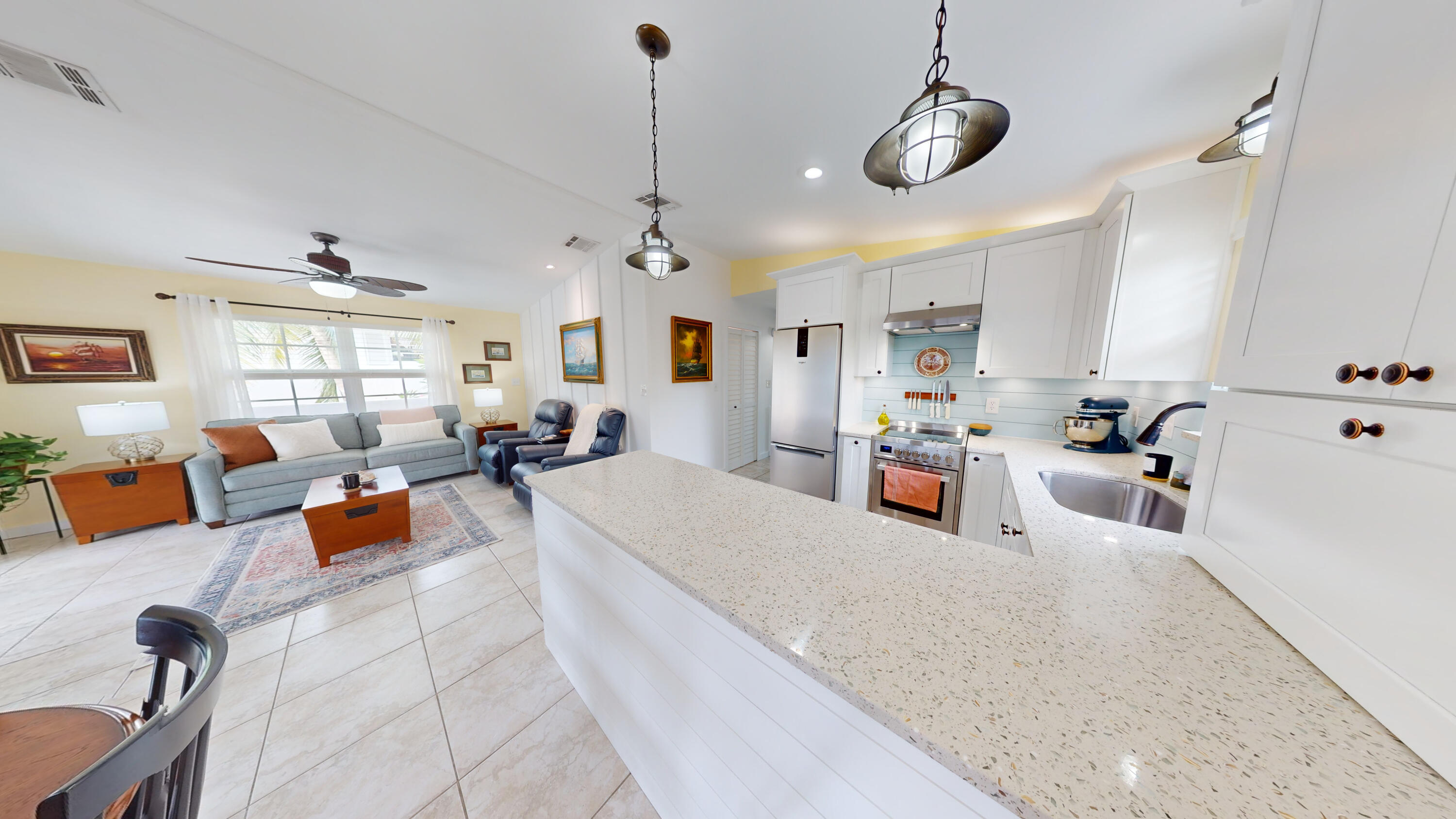 376 Blackbeard Road Summerland Key, FL 33042 - Photo 11 of 37 Updated move in ready