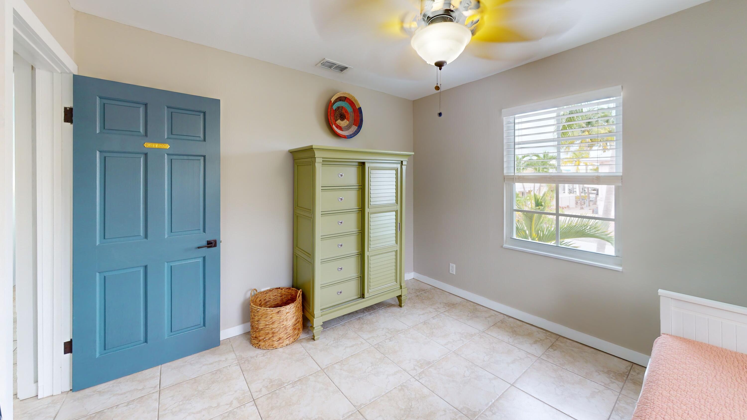 376 Blackbeard Road Summerland Key, FL 33042 - Photo 18 of 37 2nd Bedroom