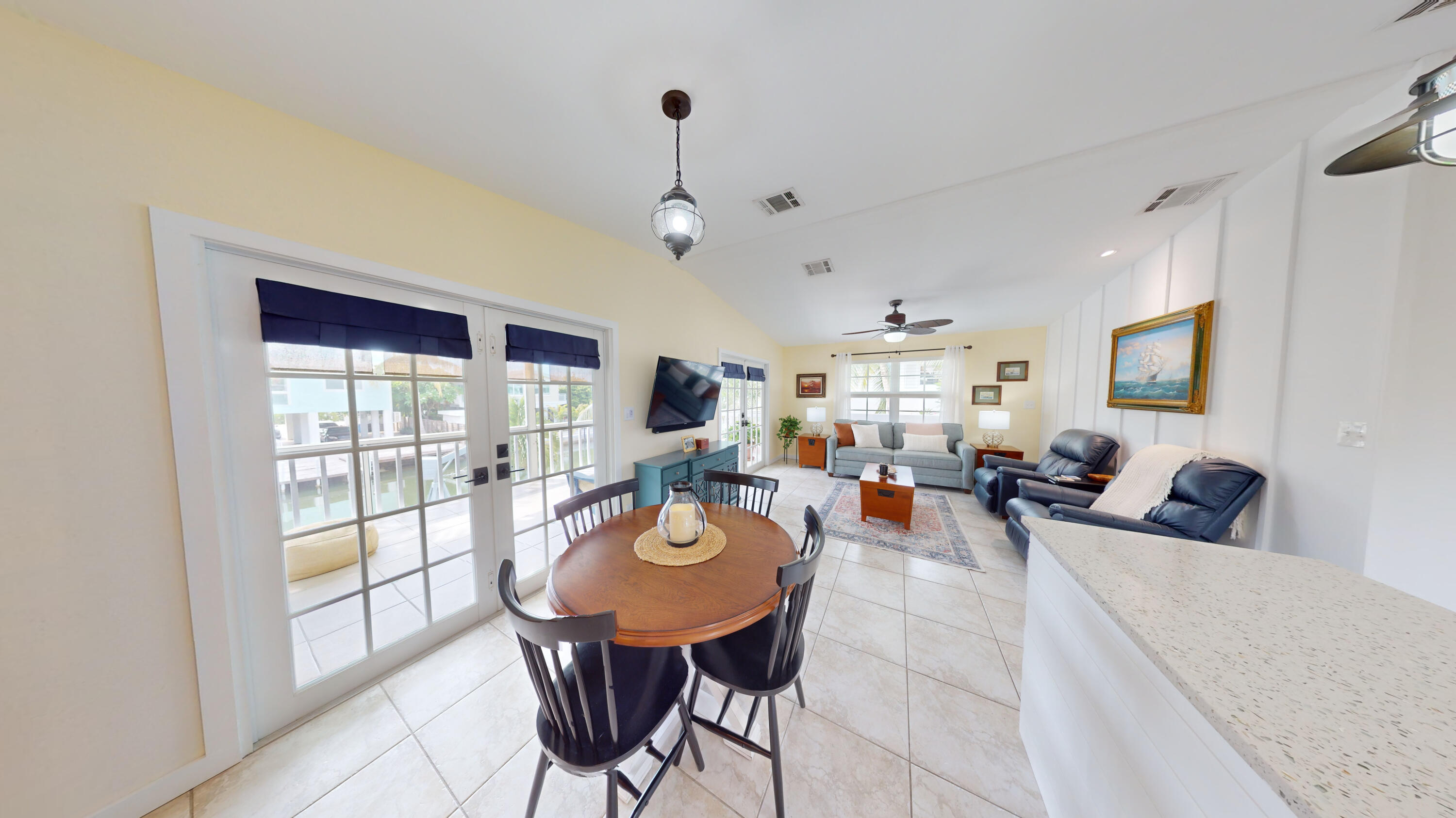 376 Blackbeard Road Summerland Key, FL 33042 - Photo 10 of 37 Dining Living