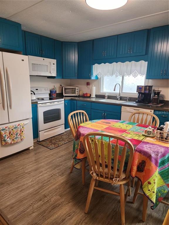 1800 Englewood Road, Unit 159 Englewood, FL 34223 - Photo 2 of 23