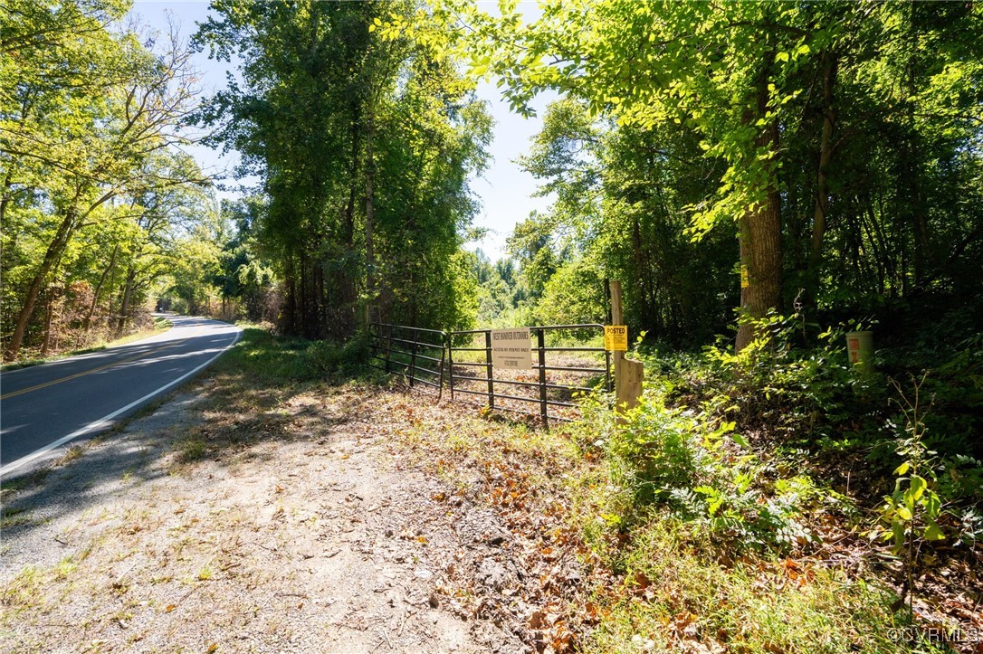 0 Beaver Dam Road Beaverdam, VA 23015 - Photo 23 of 50 a garden with wooden fence