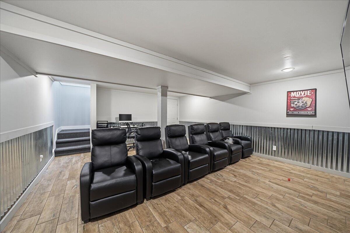 6411 East 129th Avenue Crown Point, IN 46307 - Photo 15 of 79 a living room with furniture