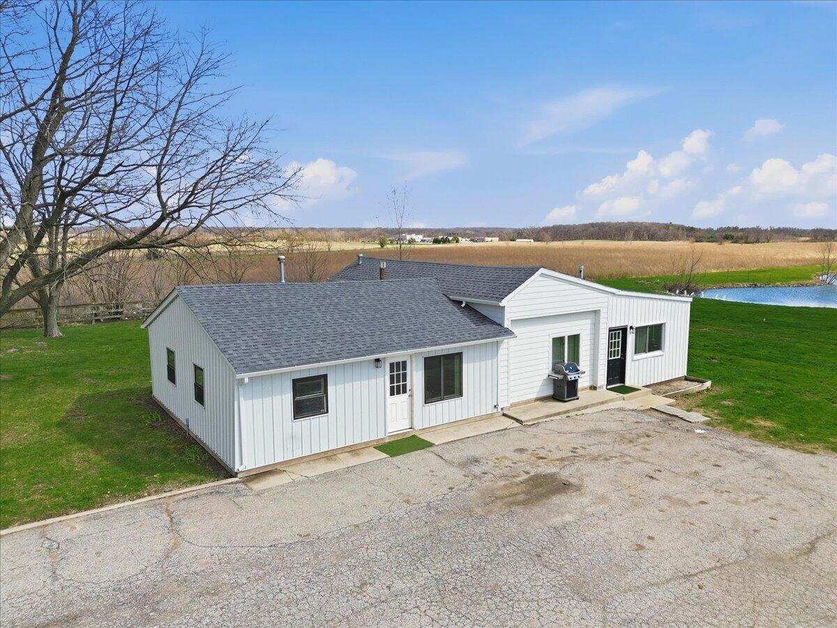 6411 East 129th Avenue Crown Point, IN 46307 - Photo 3 of 79 1200x900