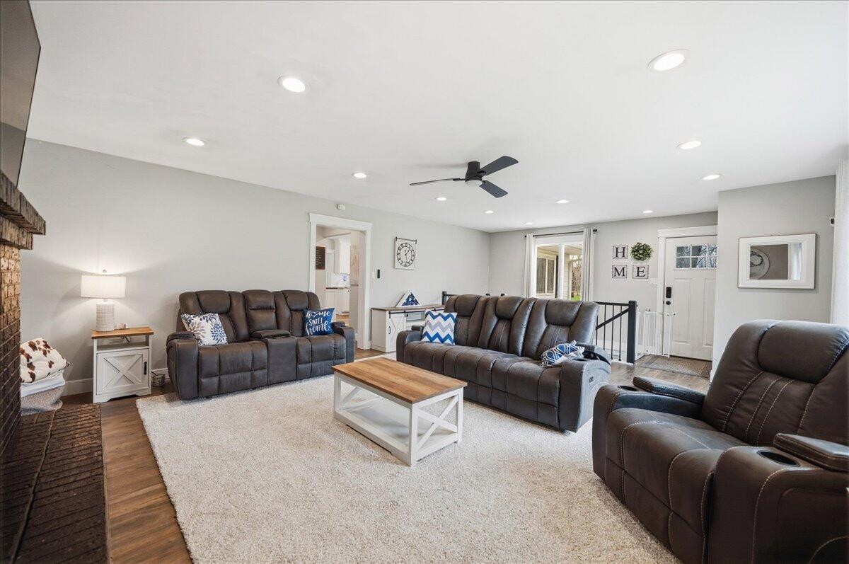 6411 East 129th Avenue Crown Point, IN 46307 - Photo 40 of 79 a living room with furniture and a couch