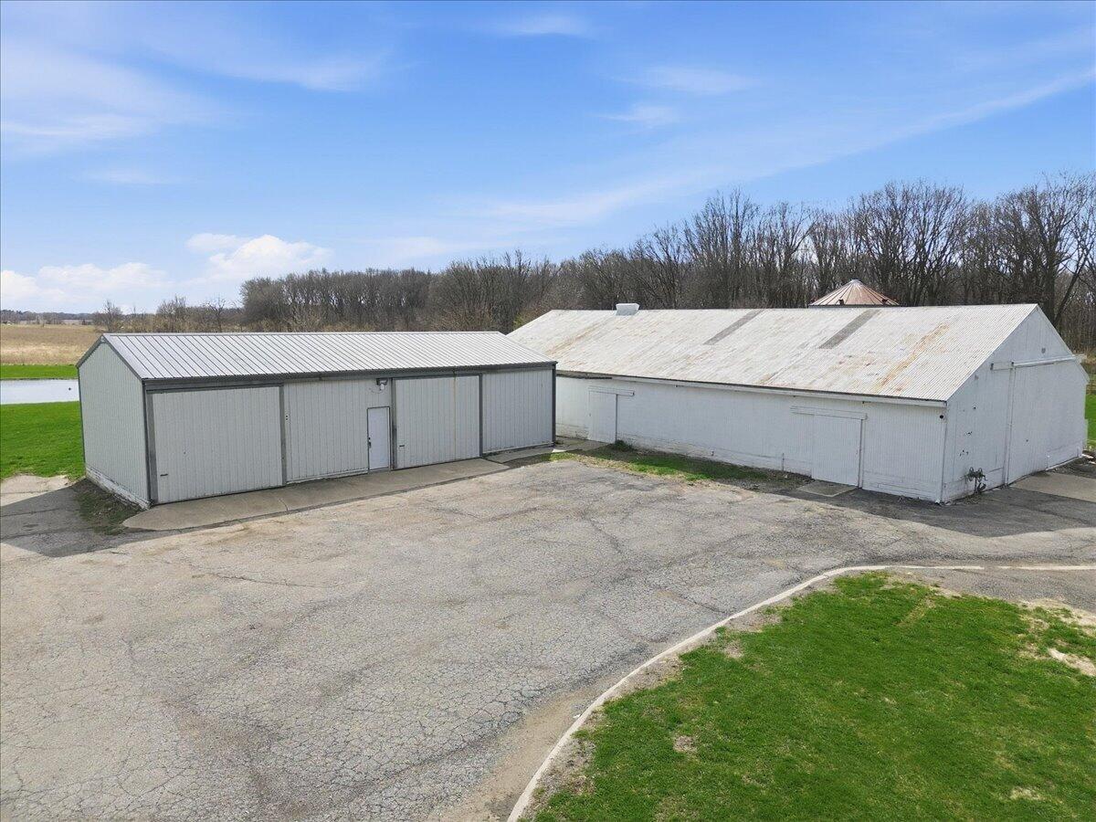 6411 East 129th Avenue Crown Point, IN 46307 - Photo 4 of 79 1200x900