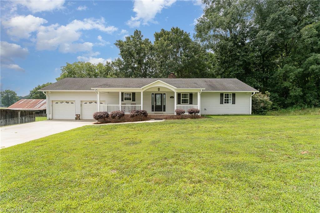 310 Tesh Road Clemmons, NC 27012 - Photo 3 of 50