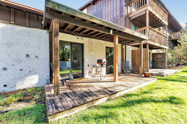 $159,900 | 2686 Humboldt Road, Unit 1, Green Bay, WI 54311