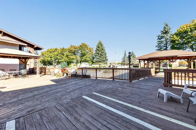 $167,900 | 2686 Humboldt Road, Unit 1, Green Bay, WI 54311