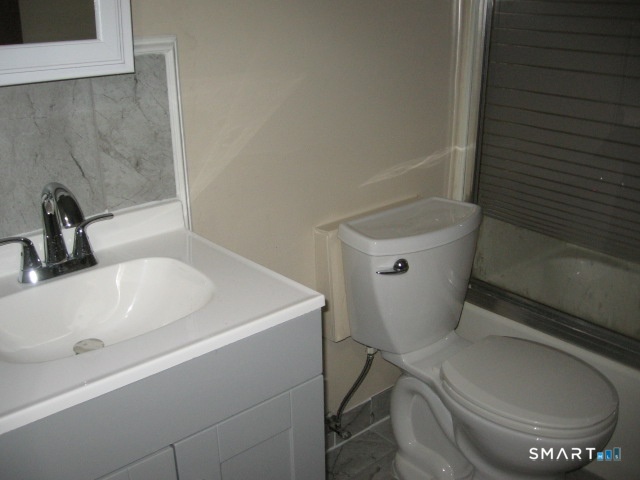 975 Meriden Road, Unit 117 Waterbury, CT 06705 - Photo 9 of 10 Gallery Image 9