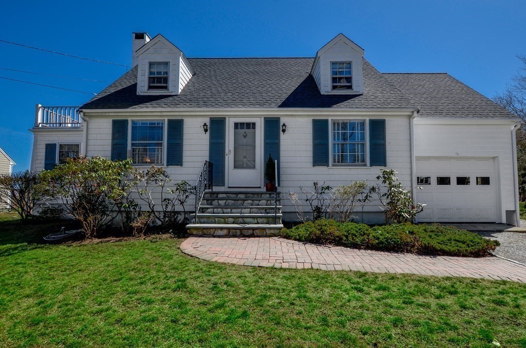 10 Zora Road Marion, MA 02738 - Photo 2 of 37 a front view of a house with a yard