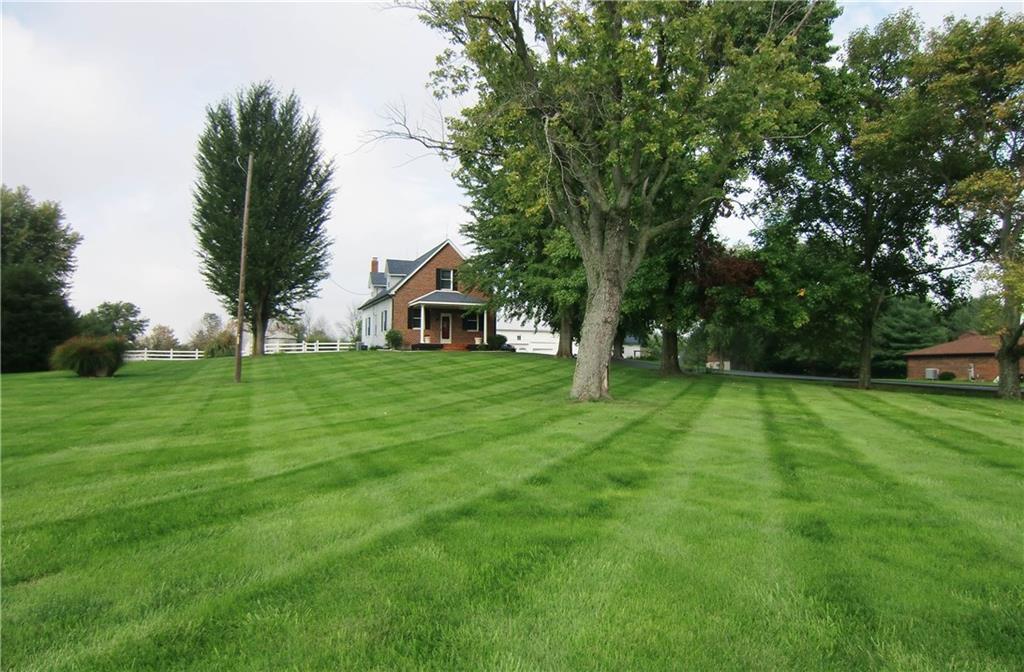 7240 Hickory Road Indianapolis, IN 46259 - Photo 2 of 24 Gallery Image 2